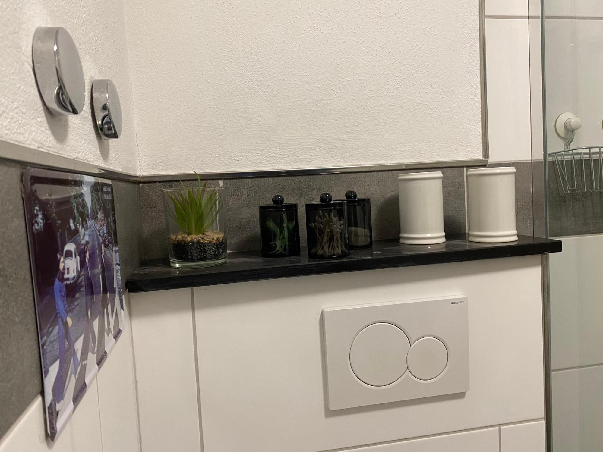 Apartment Roomy Comfort - Zwischen Heidelberg Und Mannheim Edingen-Neckarhausen Bagian luar foto