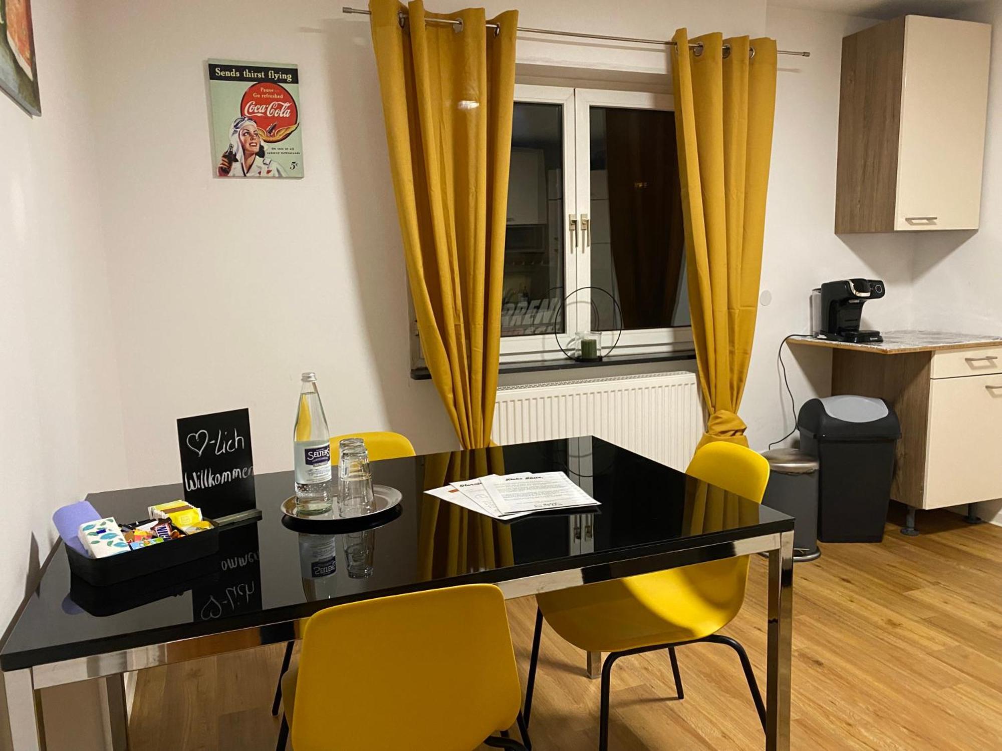 Apartment Roomy Comfort - Zwischen Heidelberg Und Mannheim Edingen-Neckarhausen Bagian luar foto